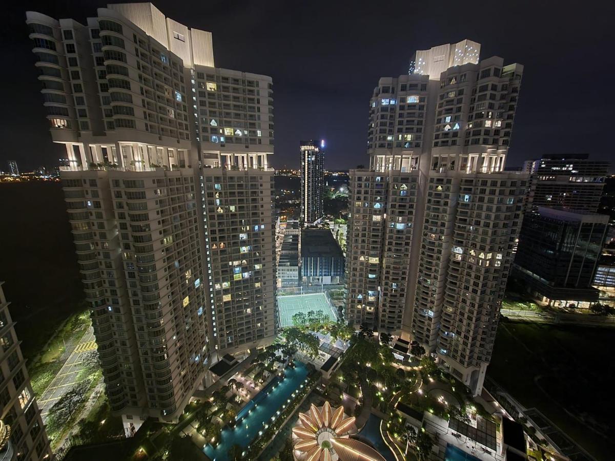 Teega Residence @ Cosy Seafront Living Nusajaya  Buitenkant foto